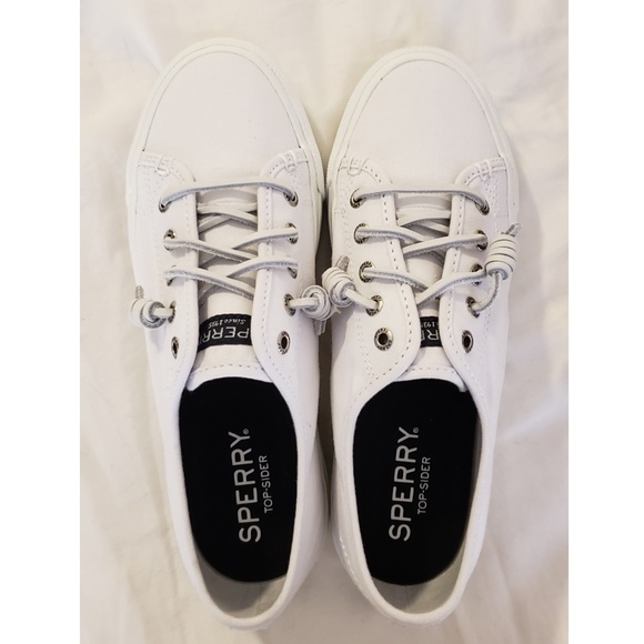 Sperry Shoes - NEW Sperry top side shoes